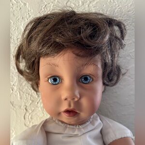 Pat Secrist 22’ 1994 Doll Oops Vintage Blue eyes Brown hair